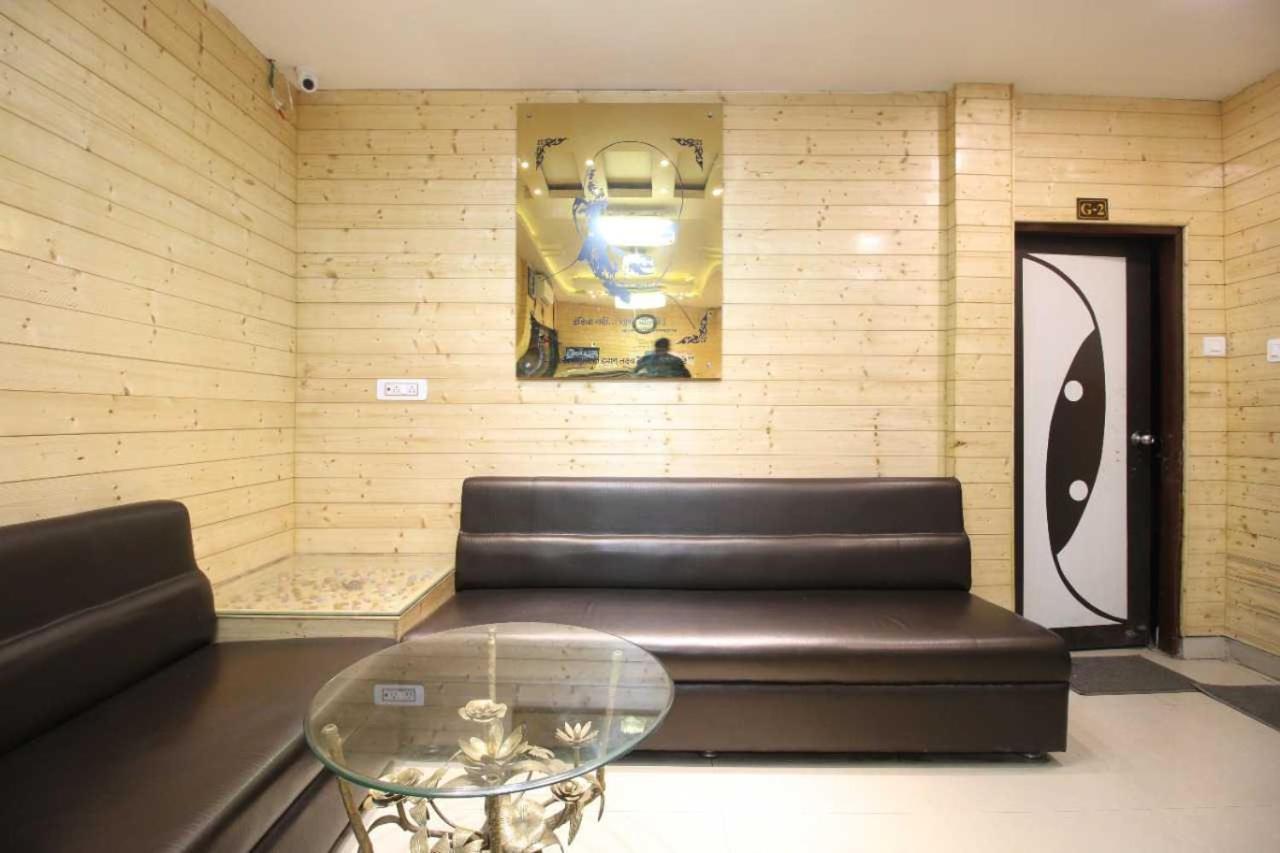 Oyo Hotel Happy Homes Bhopal Bagian luar foto