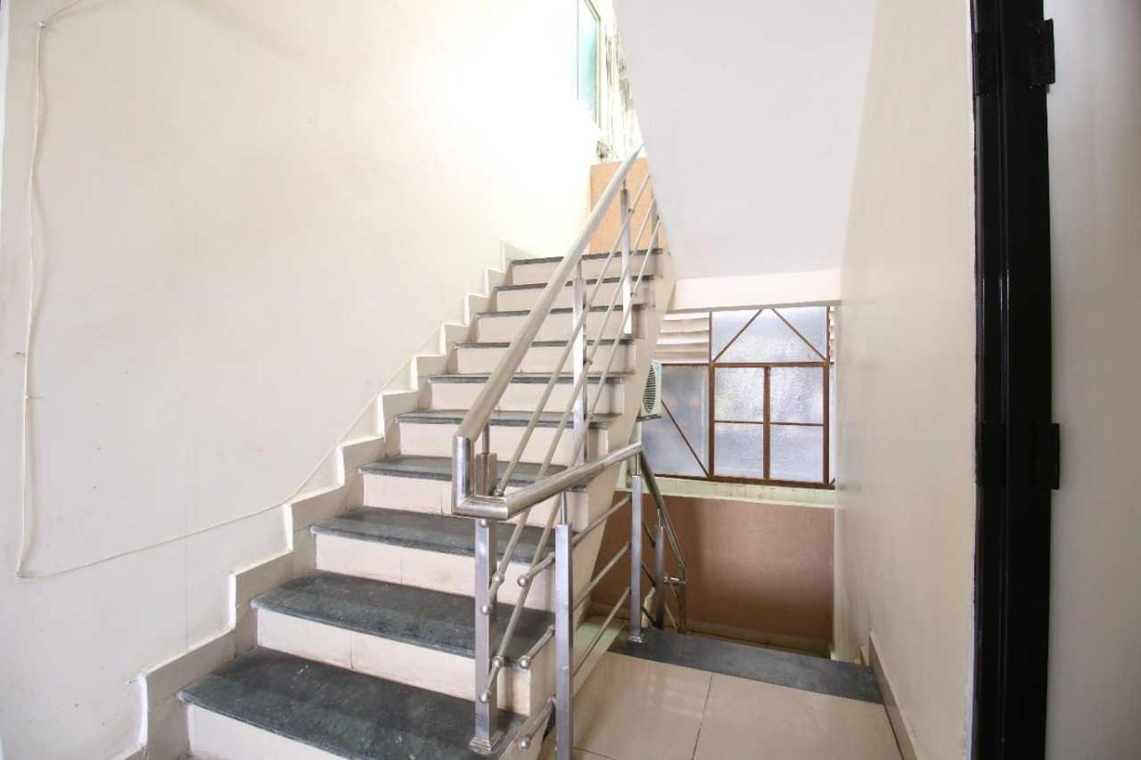 Oyo Hotel Happy Homes Bhopal Bagian luar foto
