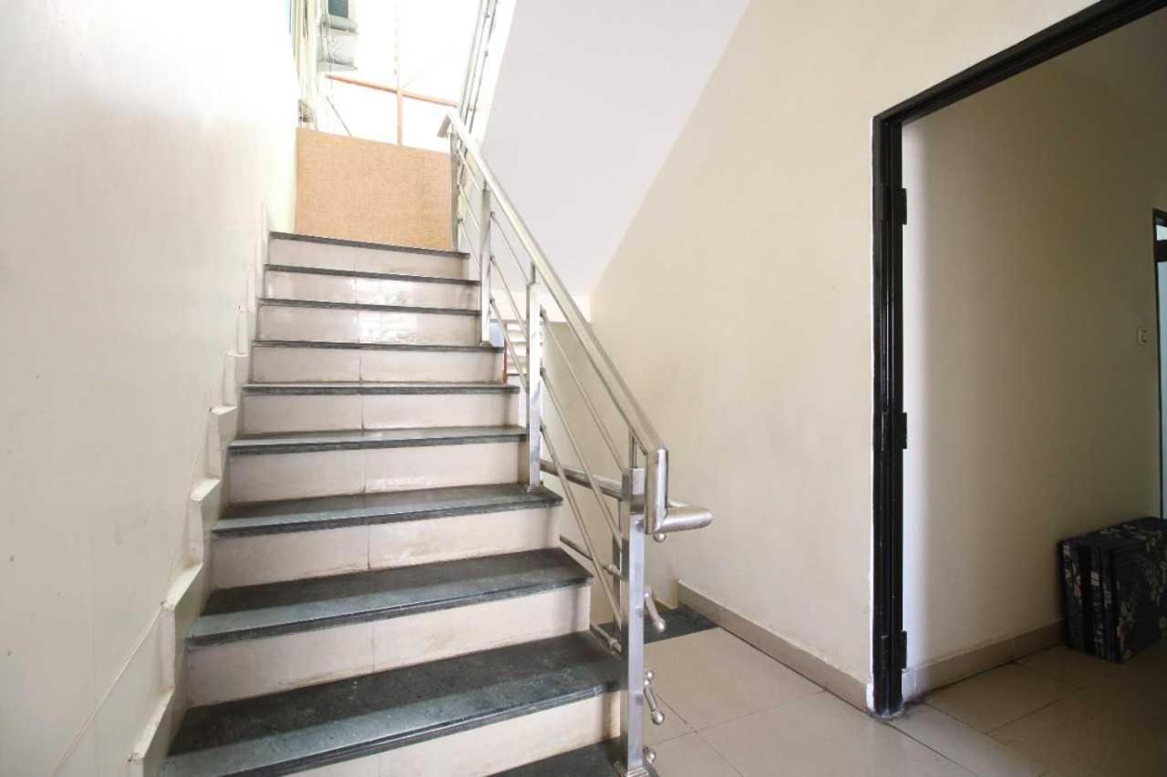 Oyo Hotel Happy Homes Bhopal Bagian luar foto