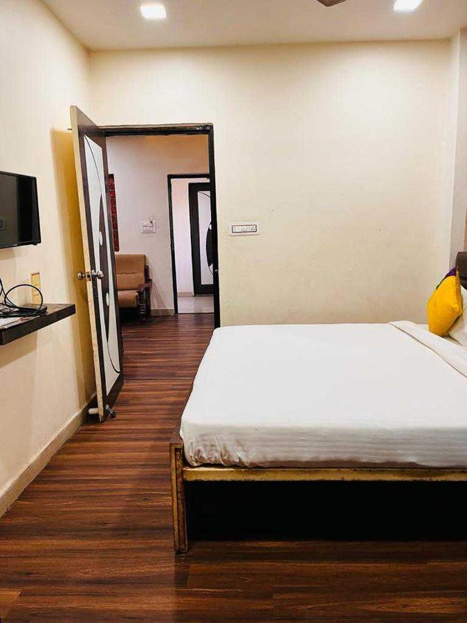 Oyo Hotel Happy Homes Bhopal Bagian luar foto
