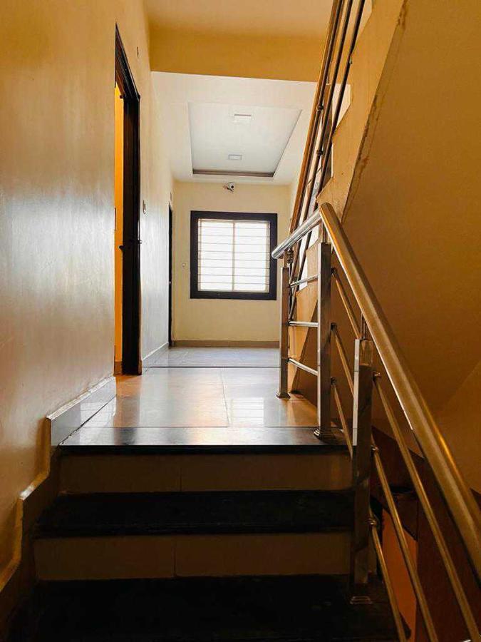 Oyo Hotel Happy Homes Bhopal Bagian luar foto